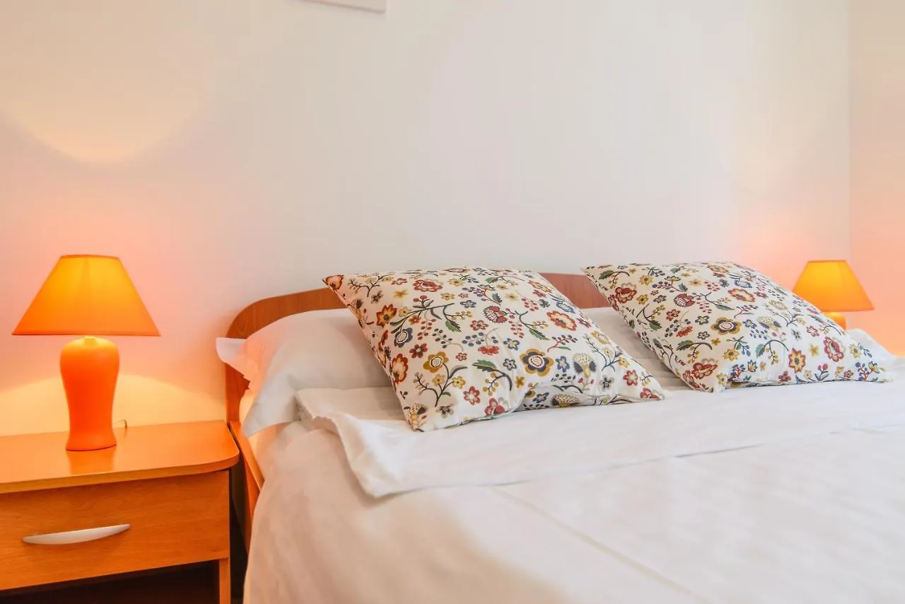 Apartments Dubravka Trogir