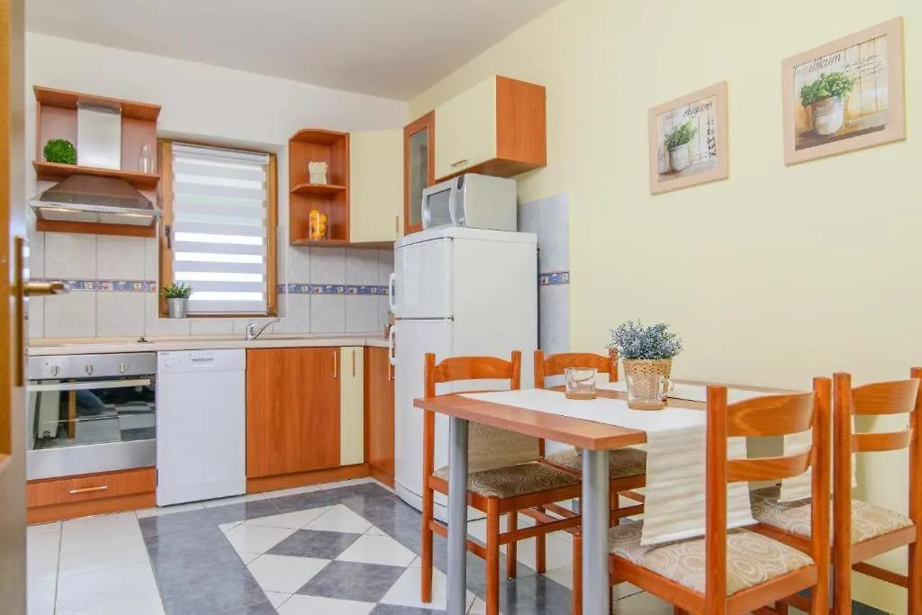 Apartments Dubravka Trogir