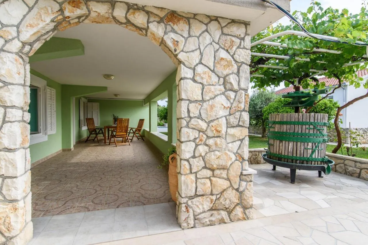Apartments Dubravka Trogir Croatia