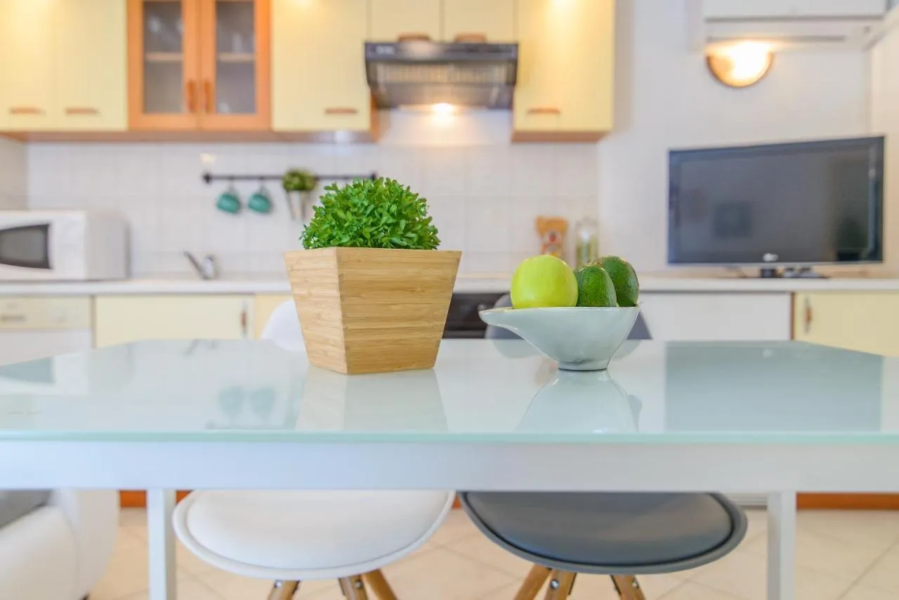 Apartments Dubravka Trogir Croatia